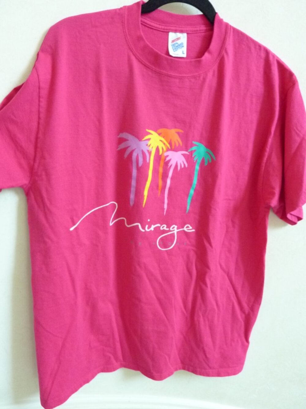 Mirage Las Vegas Vintage 90s Fuschia TShirt Palm Trees Short Sleeves SZ L Unisex